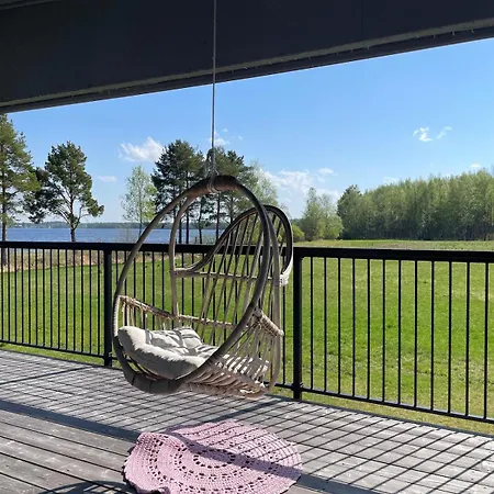 Helena, 4-bedroom Wood-framed House Holiday home *