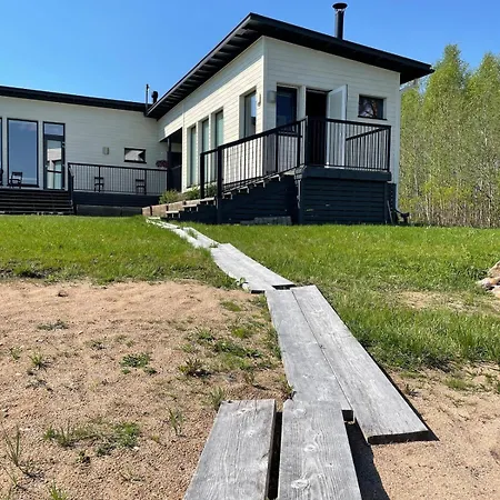 Holiday home Helena, 4-bedroom Wood-framed House